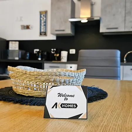Apartment Ak Homes, A Due Passi Da Orio *